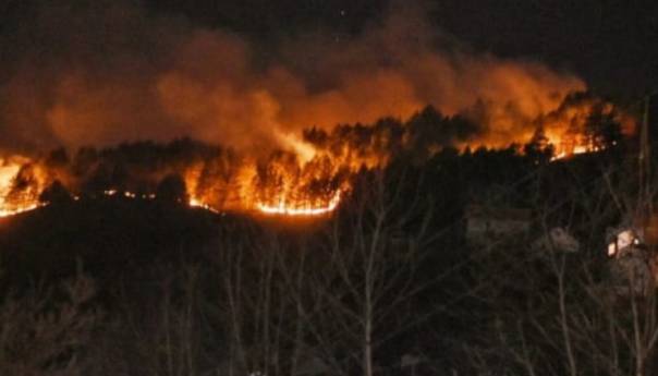 Požar zahvatio planinu Lisac kod Zenice
