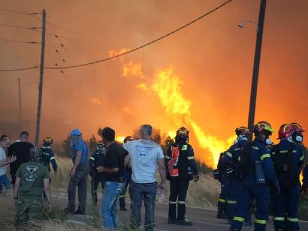 Požari haraju Grčkom: Proglašeno vanredno stanje