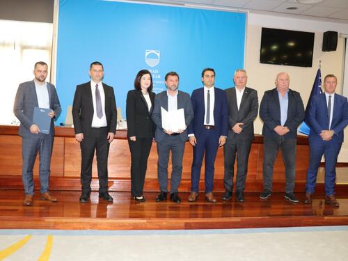 Požari u Hercegovini gasit će se iz zraka