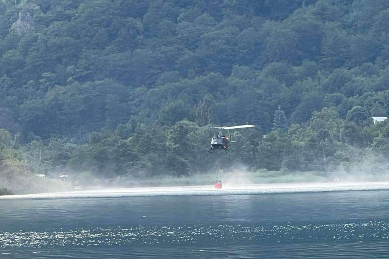 Požari u Hercegovini: I dalje gori u kanjonu Neretve