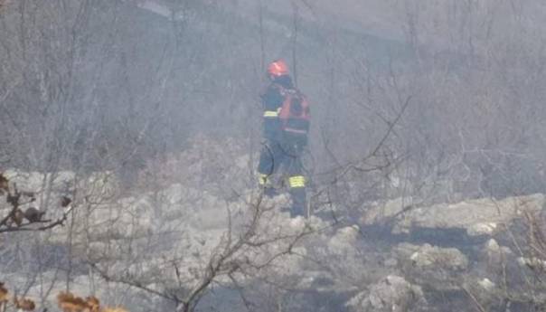 Požari u Mostaru, Konjicu i Prozoru i dalje aktivni