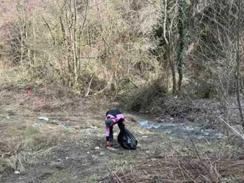 Pozitivna bh. priča: Mještani zasukali rukave i očistili korito rijeke