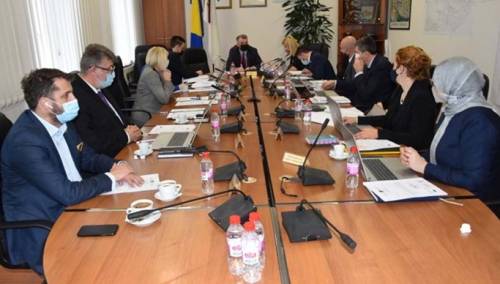 Poziv Vladi KS da otvori novi izolatorij, nabavi respiratore, lijekove