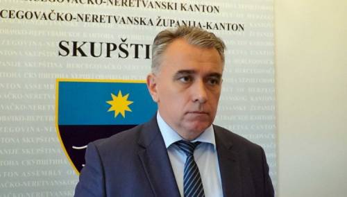 Pozivam časni dio NSBiH da se suprotstavi ovakvom odnosu Zeljkovića prema Veležu