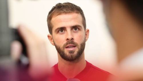 Poznato kad će Barca predstaviti Miralema Pjanića