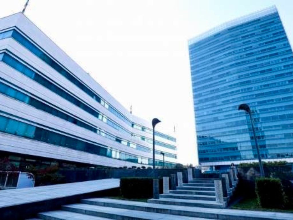 Poznato kada će zaposlenici u institucijama BiH dobiti po 1.000 KM