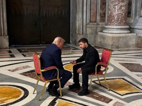 Poznato šta je Zelenski rekao Trumpu na sahrani Pape Franje