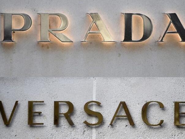 Prada pristala kupiti Versace za 1,25 milijardi eura