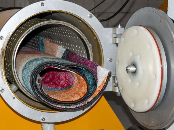 Prao ćilime, pa od gazde ukrao 1.700 KM