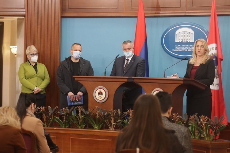 Precizirano kakvu pomoć mogu očekivati privrednici RS-a kojima je zabranjen rad