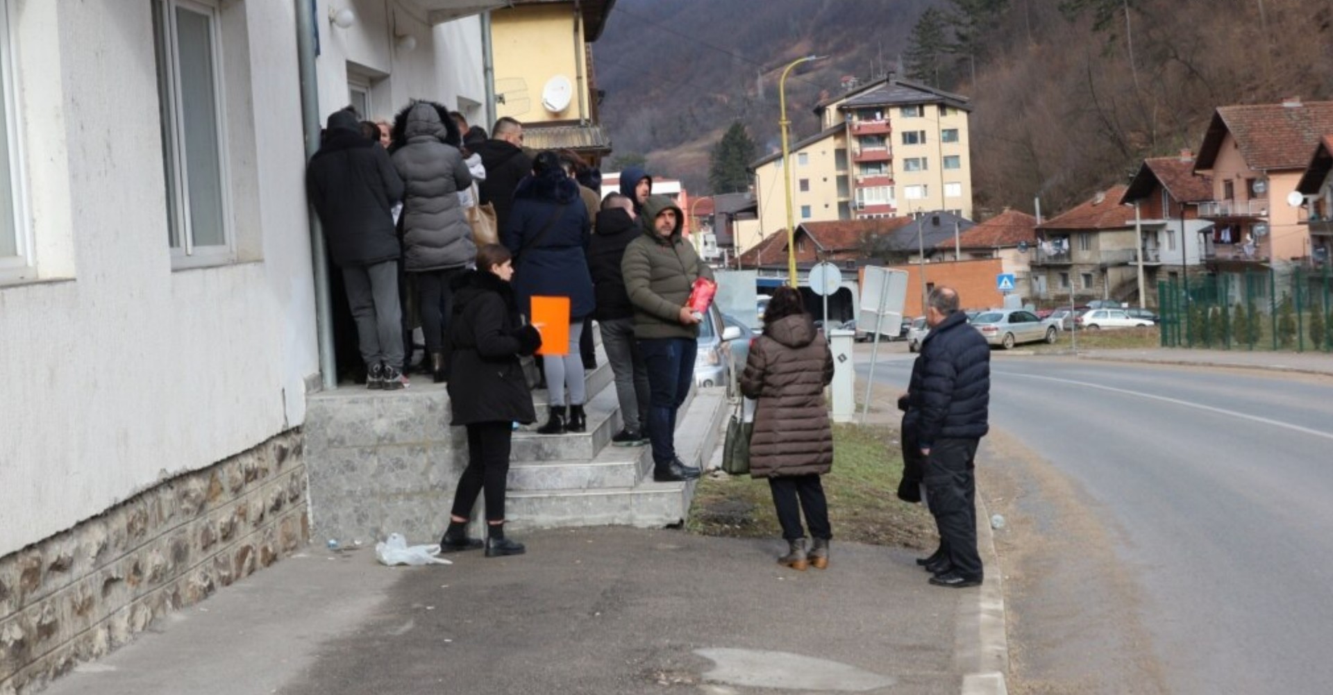 Pred izbore u Srbiji u Srebrenici primaju prijave za nove državljane