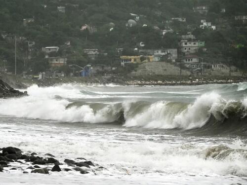 Pred uragan Melissu: Jamajka pripremila 800 skloništa širom ostrva