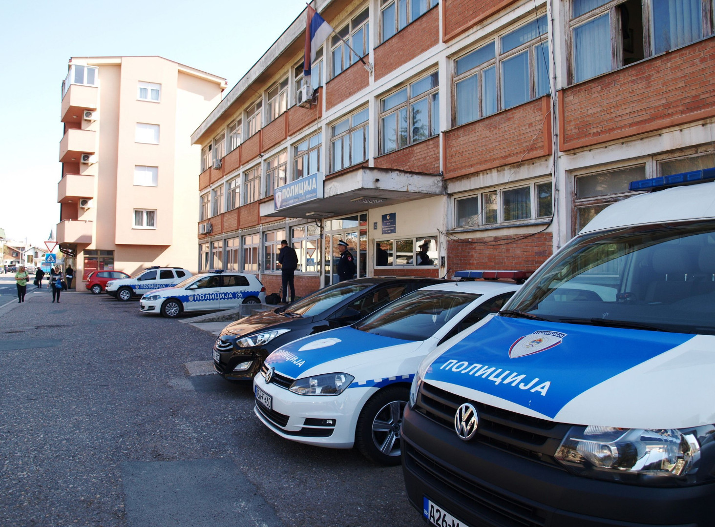 Predao 2.900 metaka, više okvira i dijelova oružja