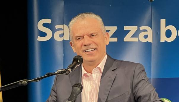 Predizborni skup Saveza za bolju budućnost BiH u Gračanici