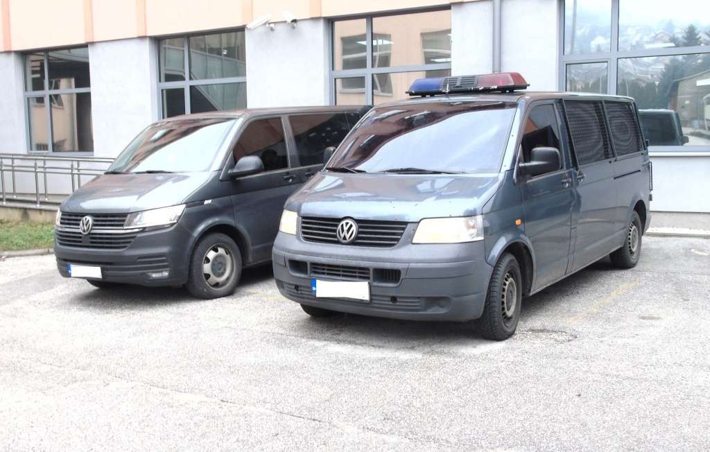 Predložen pritvor za četiri osobe u predmetu vezanom za Sky i Anom aplikacije