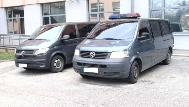 Predložen pritvor za četiri osobe u predmetu vezanom za Sky i Anom aplikacije