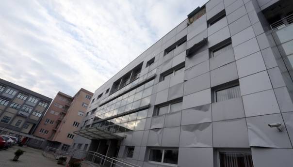 Predložen pritvor za migranta koji je pištoljem prijetio banjalučkoj policajki