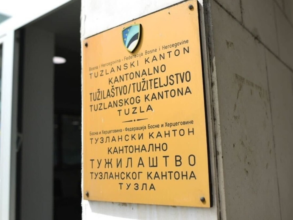 Predložen pritvor za muškarca (31) iz Gračanice zbog napada na policajca