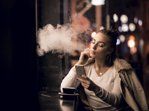 Predložena zabrana pušenja u zatvorenim prostorima u RS, kazne do 6.000 KM