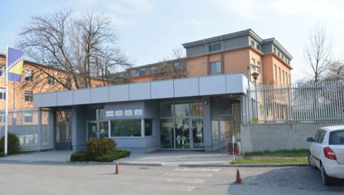 Predloženo produženje pritvora osumnjičenima za terorizam