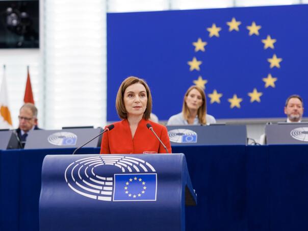 Predsjednica Moldavije: Rusija vodi "neograničeni hibridni rat" kako bi preuzela kontrolu na izborima