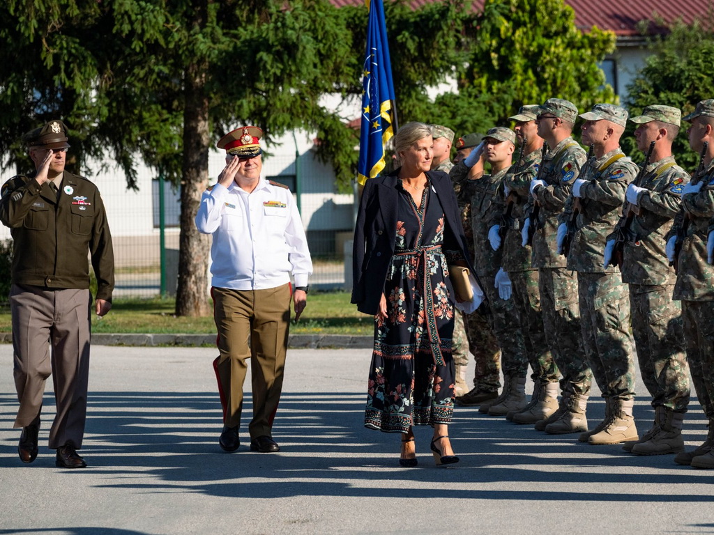 Predsjednica Slovenije i vojvotkinja od Edinburga posjetile bazu EUFOR-a u Sarajevu