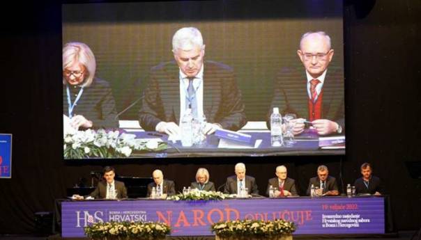 Predsjednici 12 stranaka HNS-a se obratili javnosti: Zabrinuti smo