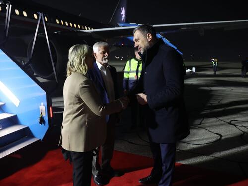 Predsjednik Češke stigao u posjetu BiH, dočekao ga Konaković