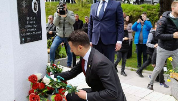 Predsjednik Crne Gore odao počast žrtvama NATO bombardovanja u Murinu