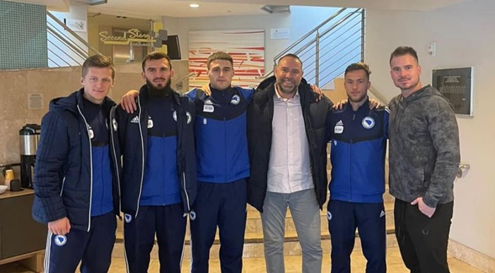 Predsjednik FK Sarajevo posjetio nogometaše BiH prije meča sa Amerikancima