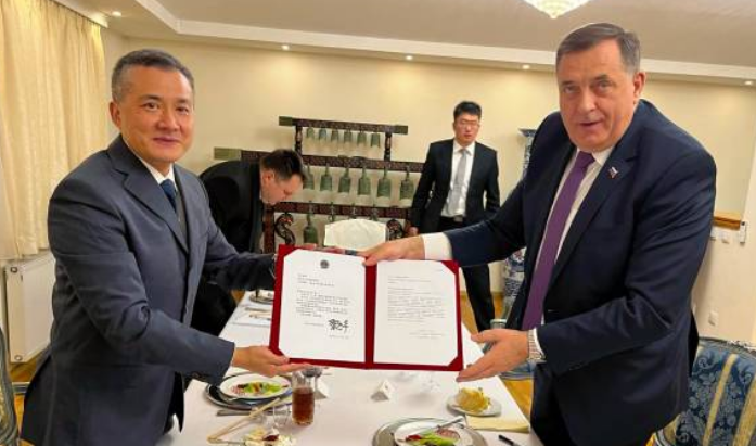 Predsjednik Kine čestitao Dodiku rođendan
