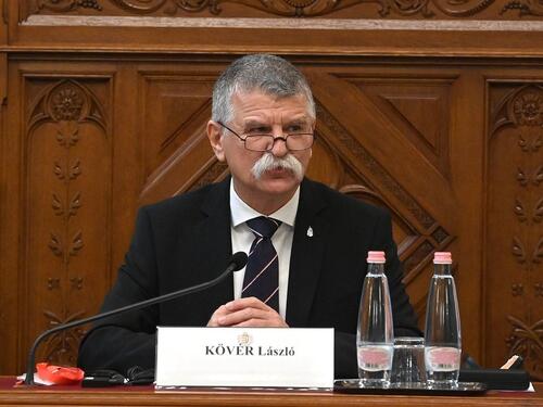 Predsjednik mađarskog parlamenta: Nećemo žuriti s puštanjem Švedske u NATO