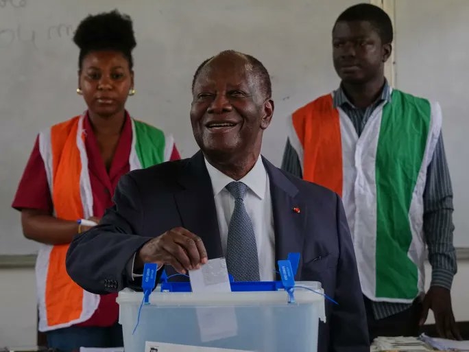 Predsjednik Obale Slonovače Alassane Ouattara osigurao četvrti mandat