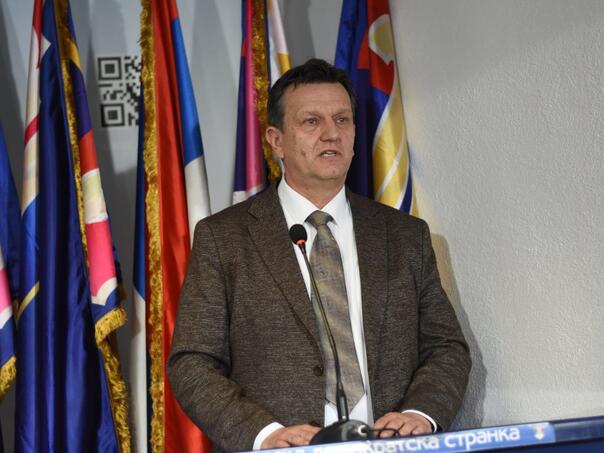 Blanuša se ogradio od tvrdnji da je kandidat za predsjednika RS