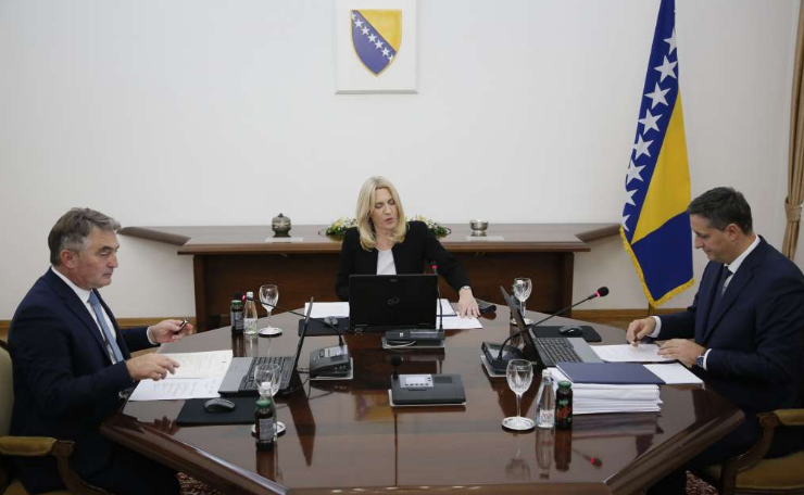 Predsjedništvo BiH bi u srijedu trebalo odlučivati o imenovanju mandatara za Vijeće ministara