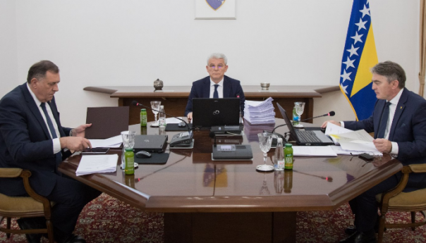 Predsjedništvo BiH donijelo niz odluka, učestvovao i Dodik