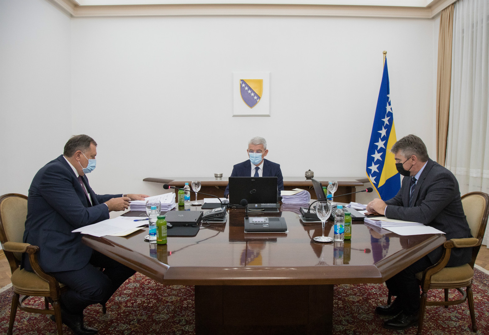 Predsjedništvo BiH prihvatilo poziv iz Pariza