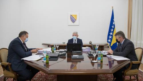 Predsjedništvo BiH prihvatilo poziv iz Pariza