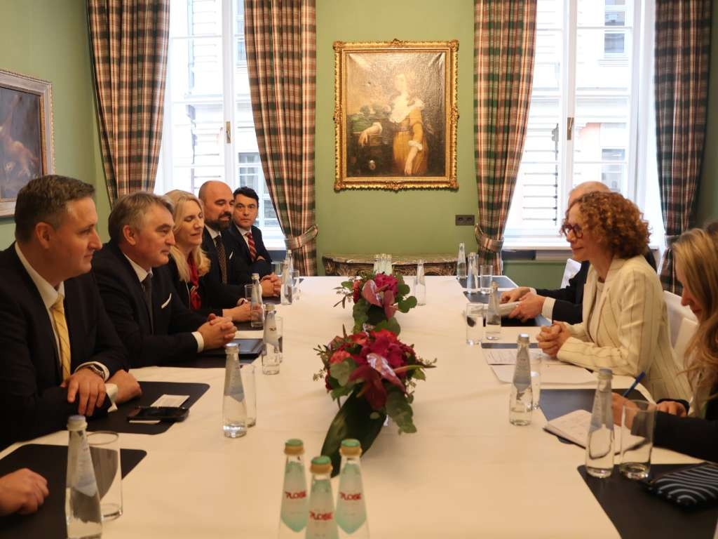 Predsjedništvo BiH sa Šekerinskom: BiH ubrzano u NATO