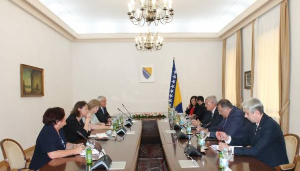Predsjedništvo sa Macronovom savjetnicom: Podrška BiH na njenom EU putu