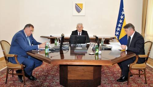 Predsjedništvu BiH dostavljen budžet BiH za 2022.