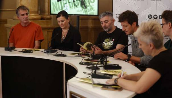 Predstava 'Braća Karamazovi - sve sretne porodice nalik su jedna na drugu' večeras otvara MESS