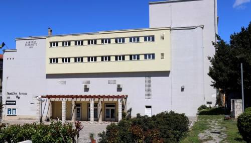 Predstava 'Šta ćemo sad' u petak u Narodnom pozorištu Mostar