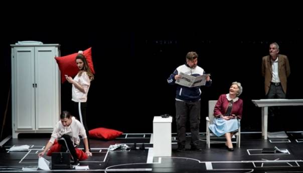 Predstava 'Sve se nekako preživi, osim smrti' u znak sjećanja na Ljubicu Ostojić