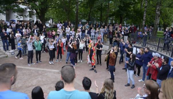 Predstavama „Teatar u kvartu“ otvoren četvrti Pop Art Festival