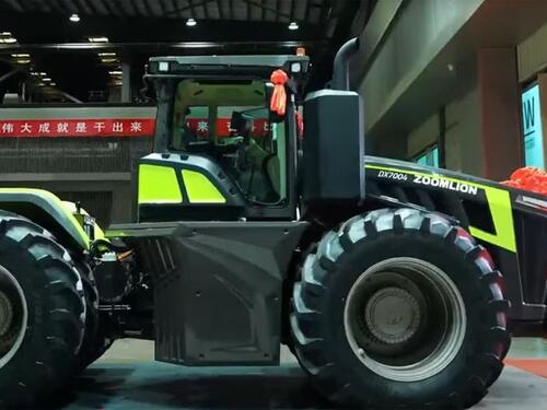 Predstavljen najmoćniji traktor na svijetu od 1.200 konjskih snaga