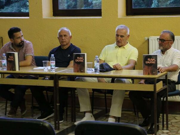 Predstavljen roman 'Rak duše' o ratnim traumama kod djece