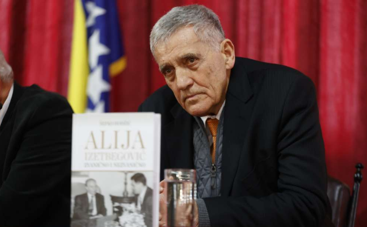 Predstavljena knjiga 'Alija Izetbegović zvanično i nezvanično' novinara Šefke Hodžića