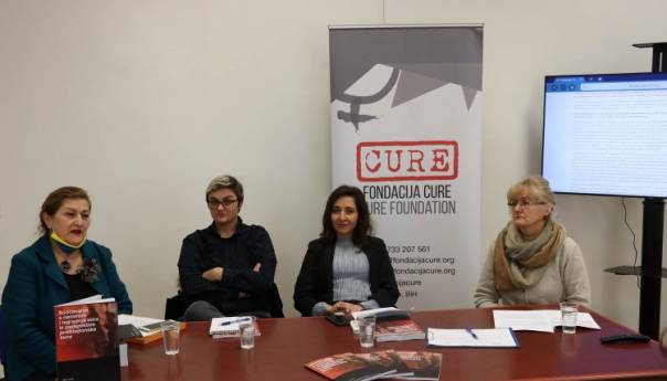 Predstavljena publikacija Ajne Jusić o izgradnji mira iz perspektive postdejtonske žene