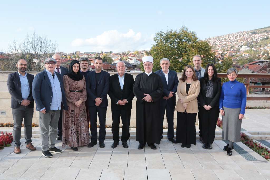 Predstavnici izložbe 'Pod nebom vedre vjere - Islam i Evropa u iskustvu Bosne' posjetili Kavazovića
